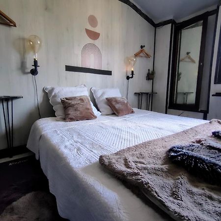 2Ch 4Pers Matelas M De Forme Kitchenette Sdb Wc Au Calme Cote Jardin Tulle Eksteriør bilde